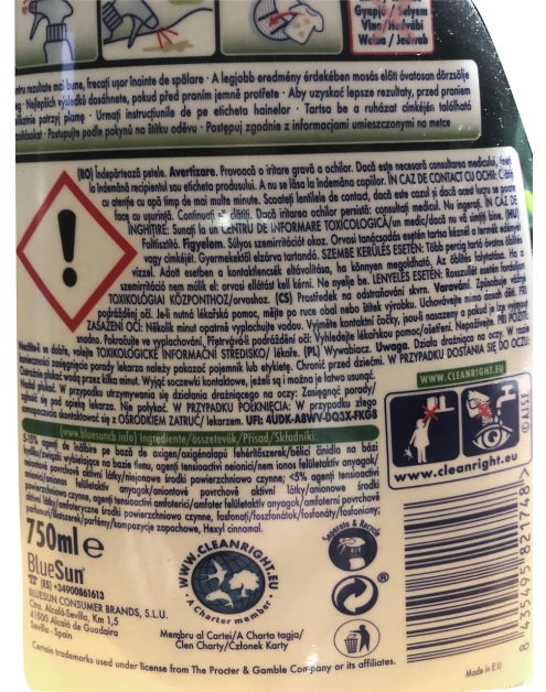 Zdjęcie: Odplamiacz do tkanin w sprayu do białego i koloru 750 ml ARIEL